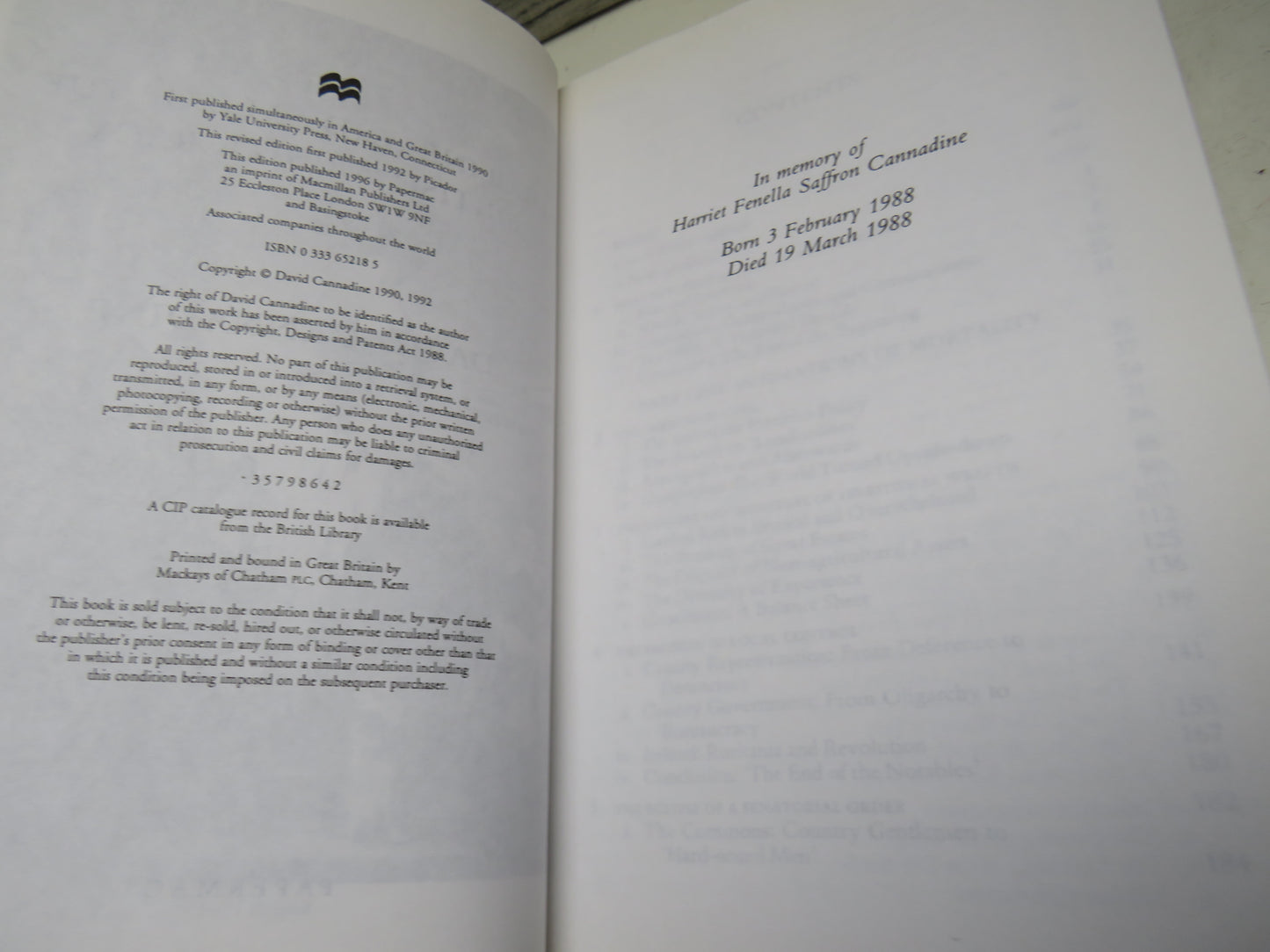 The Decline and Fall of the British Aristocracy By David Cannadine 1992