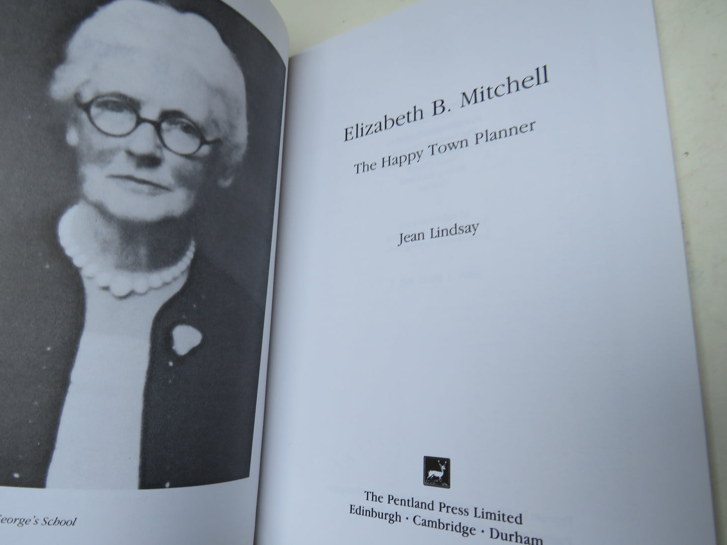 Elizabeth B. Mitchell The Happy Town Planner By Jean Lindsay 1993