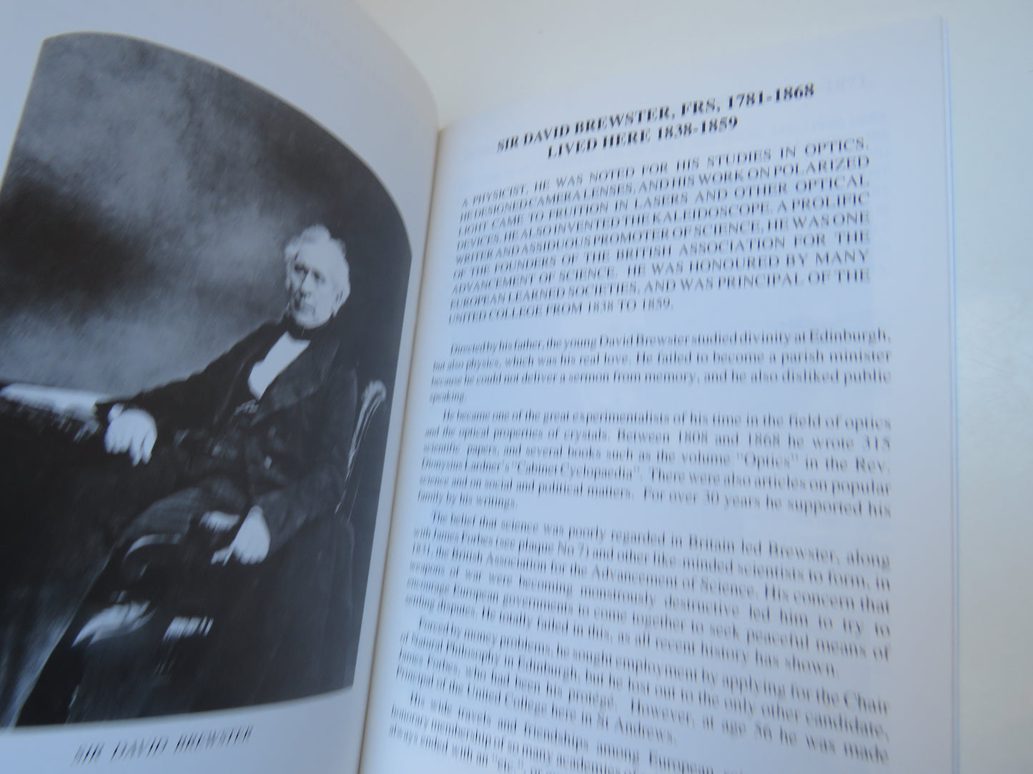 Guide To Commemorative Plaques In St Andrews 1993