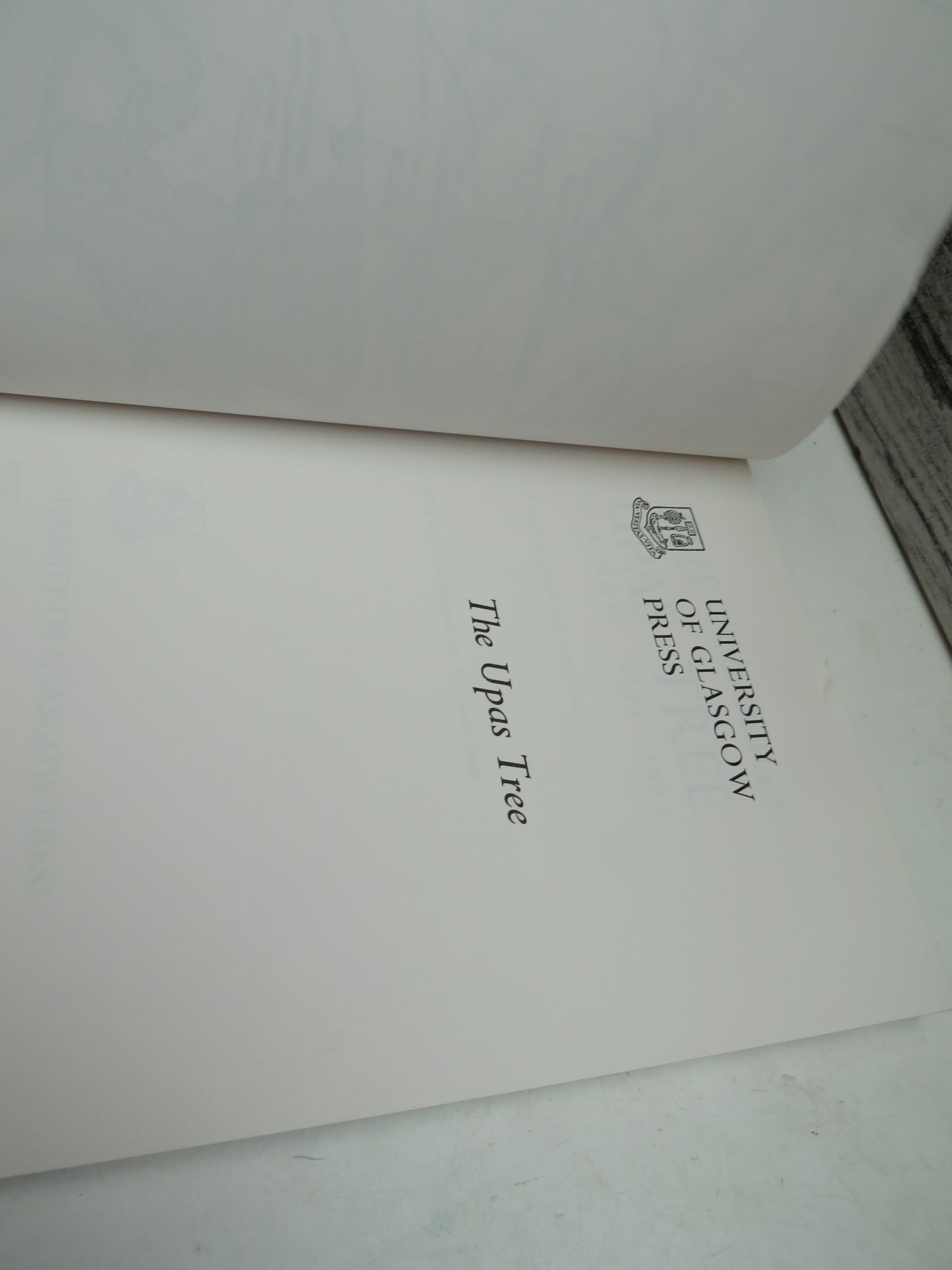 The Upas Tree Glasgow 1875-1975 A Study In Growth and Contraction By S.G. Checkland 1977, book image 5
