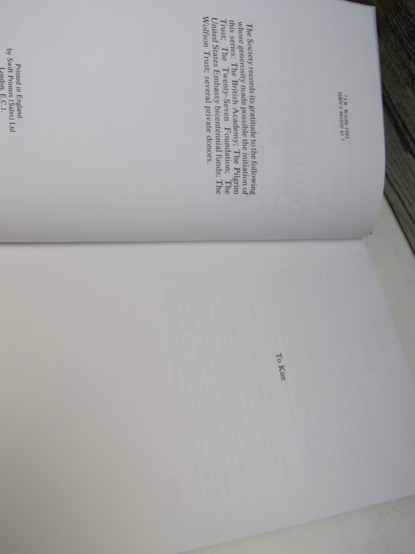 Estate Management In Eighteenth-Century England The Building of the Leveson-Gower Fortune By J.R. Wordie 1982