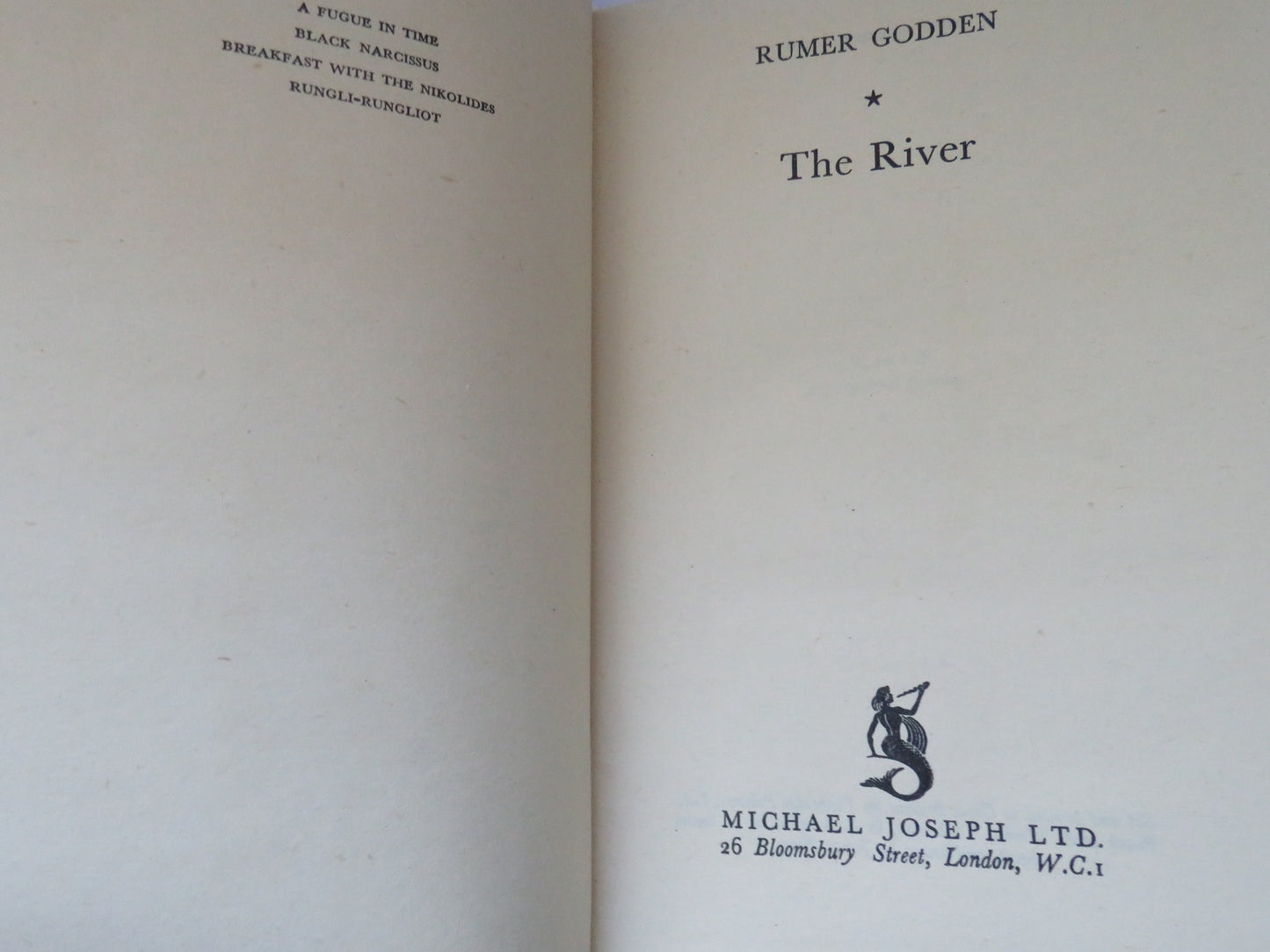 Vintage Book of 'the river by rumer godden 1946 1st edition'