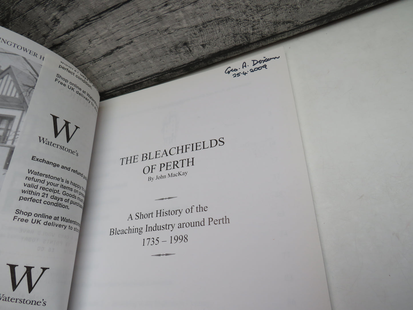 The Bleachfields of Perth By John Mackay A Short History of the Bleaching Industry Around Perth 1735-1998
