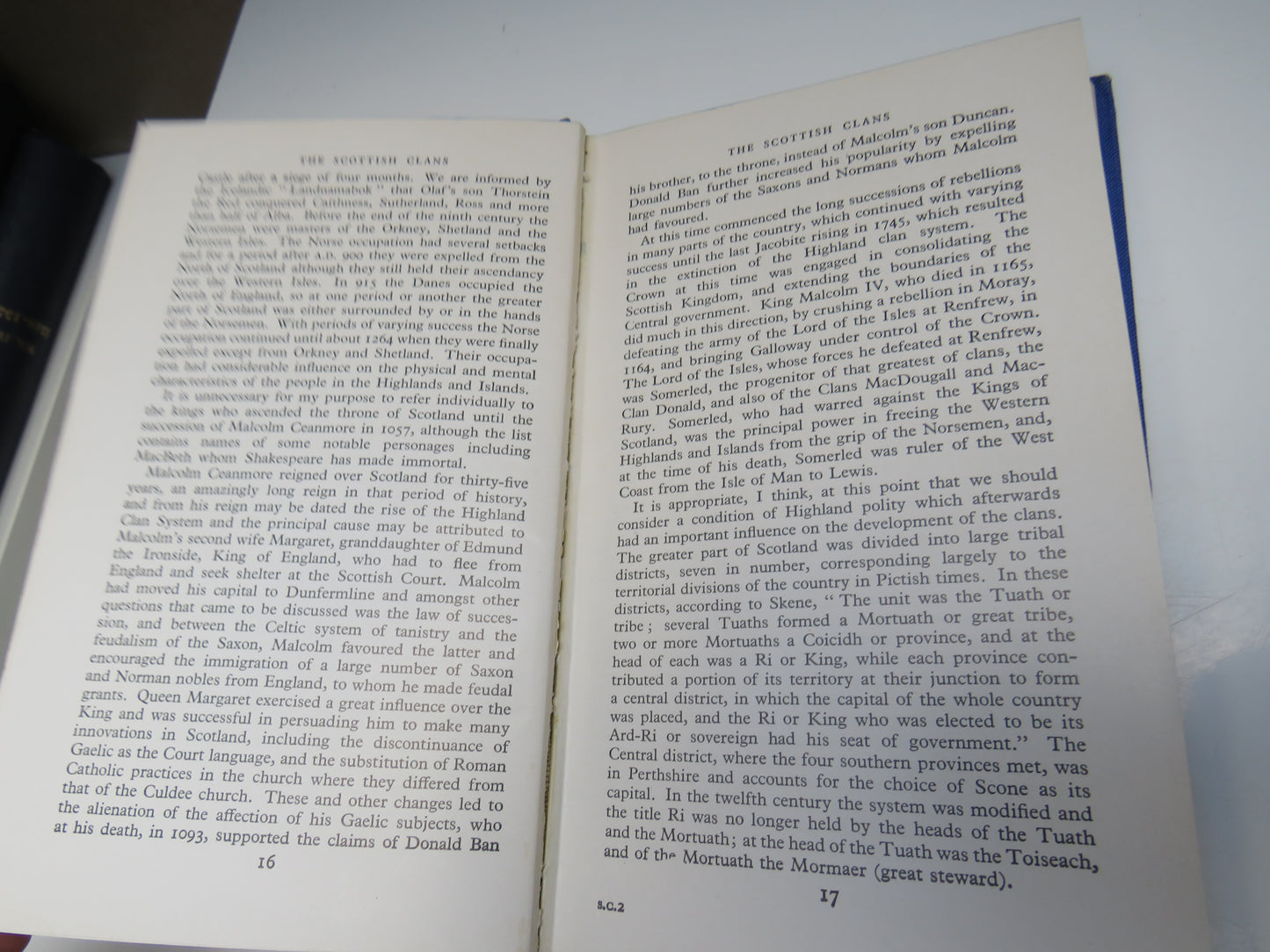 The Clans and Tartans of Scotland By Robert Bain 1953