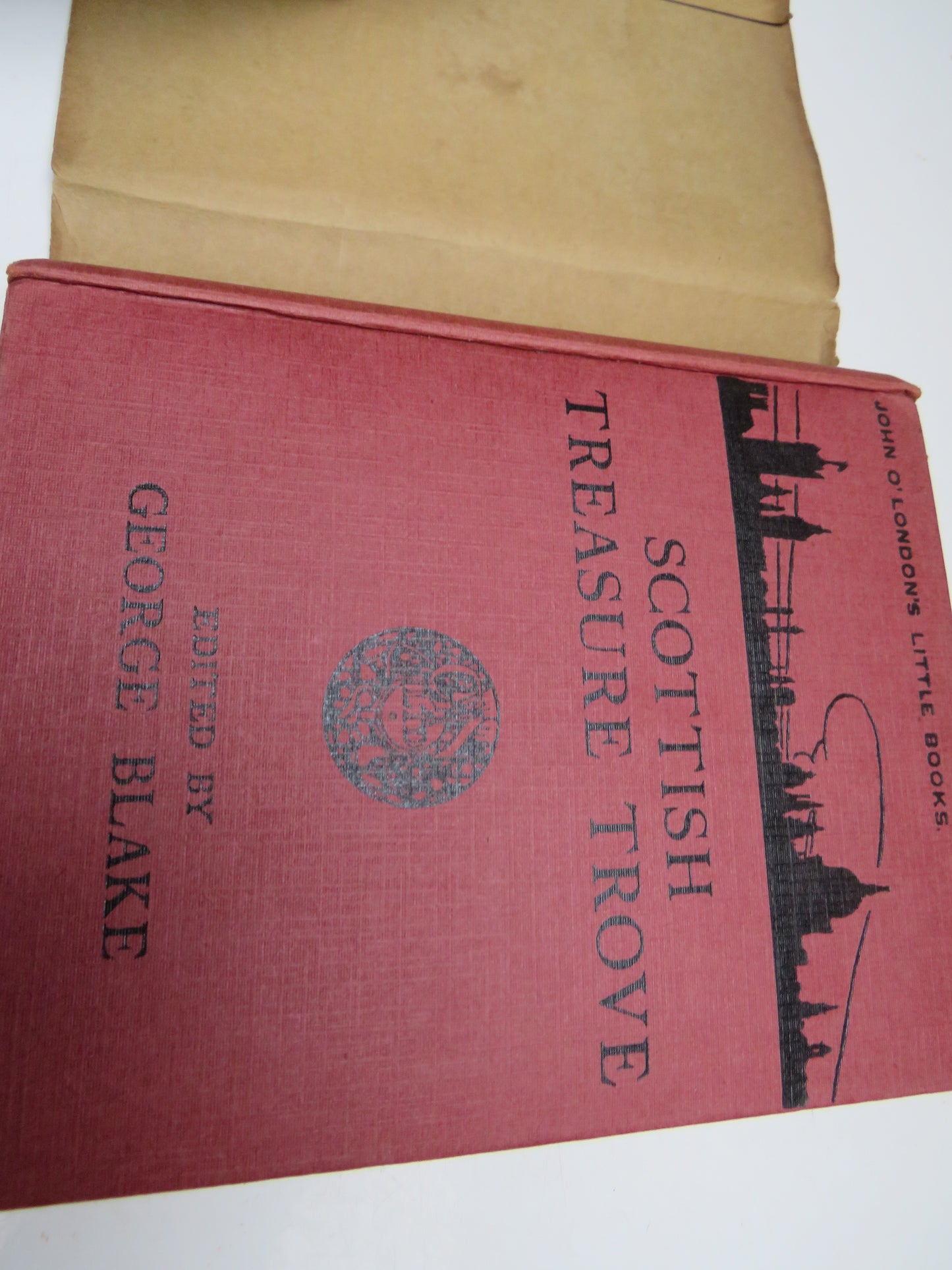 Scottish Treasure Trove Edited By George Blake 1925