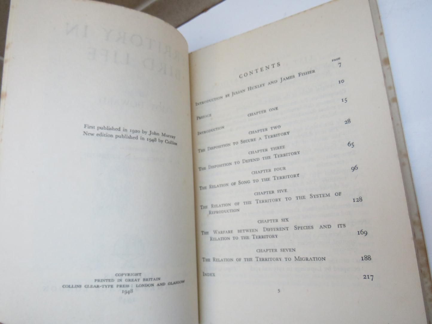 Territory In Bird Life by Eliot Howard 1948