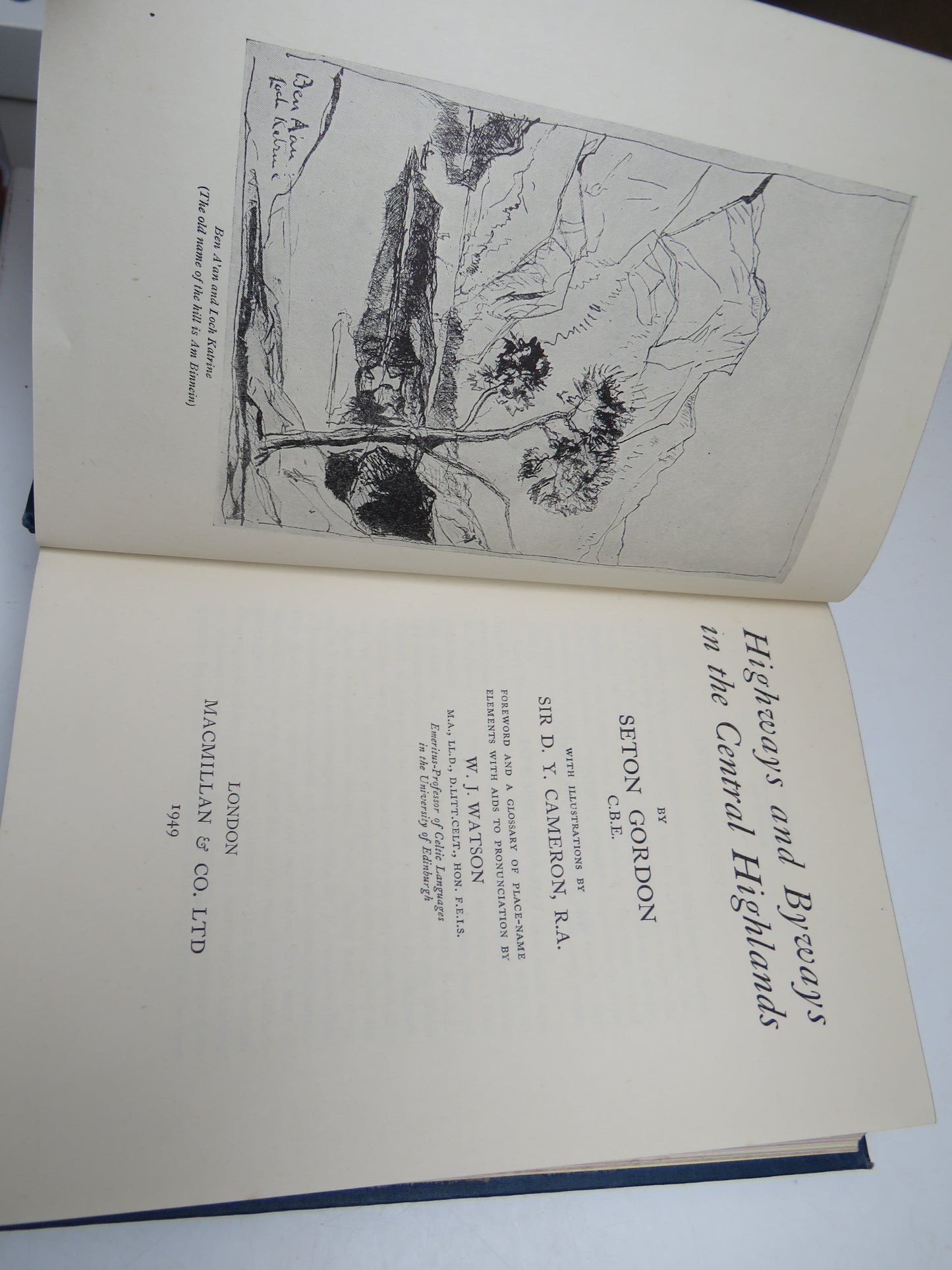 Highways and Byways In The Central Highlands By Seton Gordon 1949 Antique Book