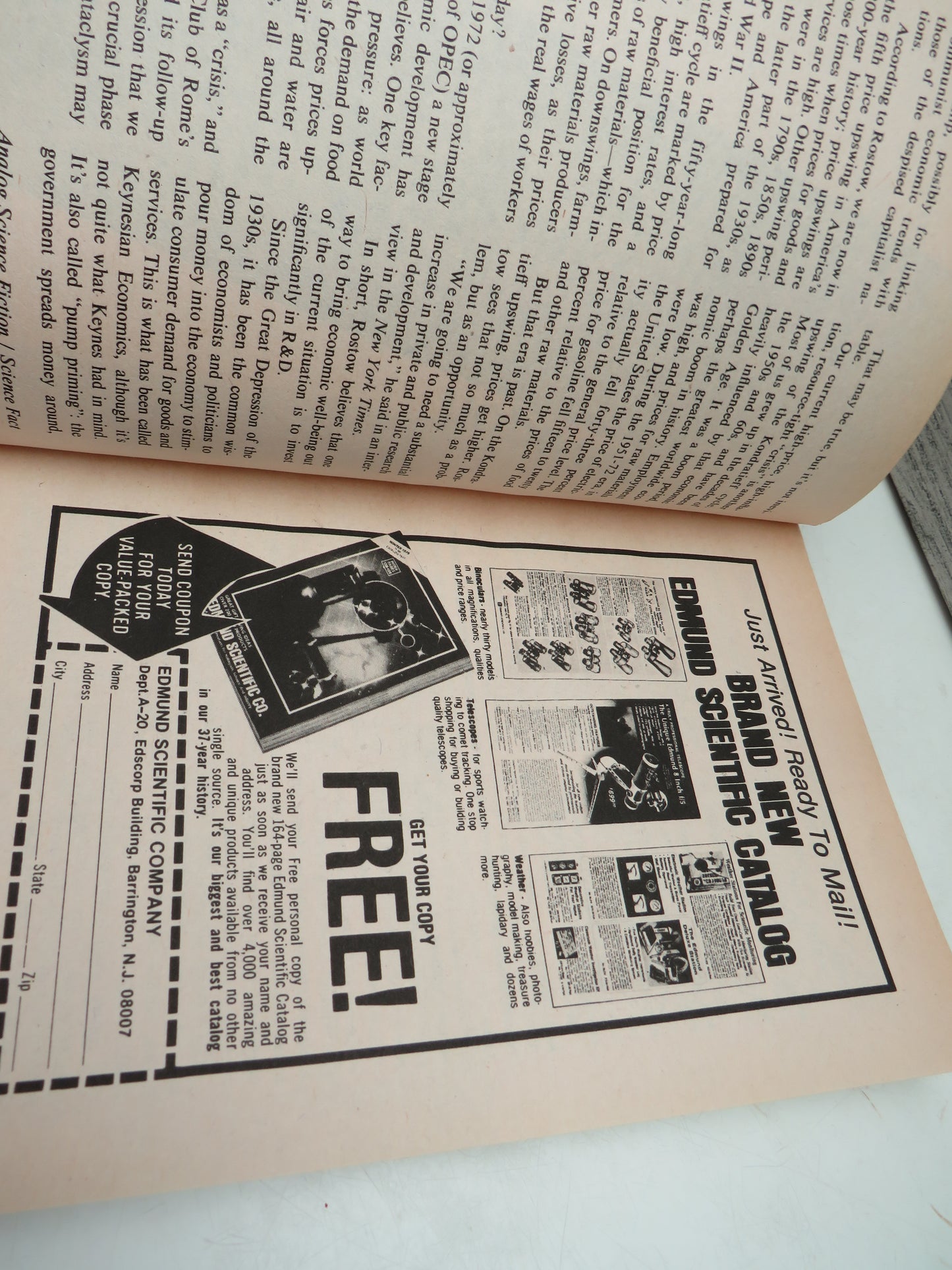 The Wind From A Burning Woman by Greg Bear (Science Fiction, 1978)