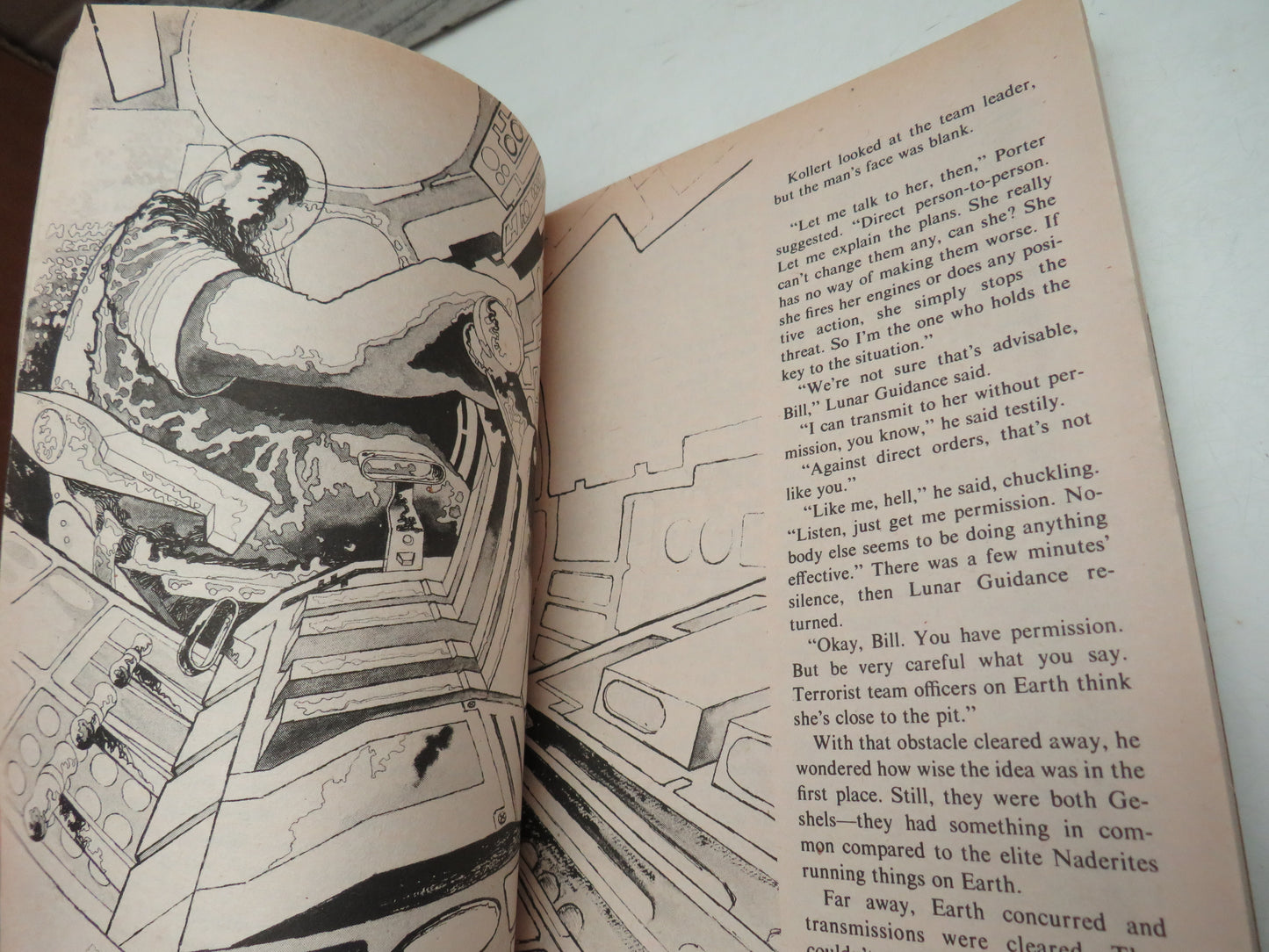 The Wind From A Burning Woman by Greg Bear (Science Fiction, 1978)