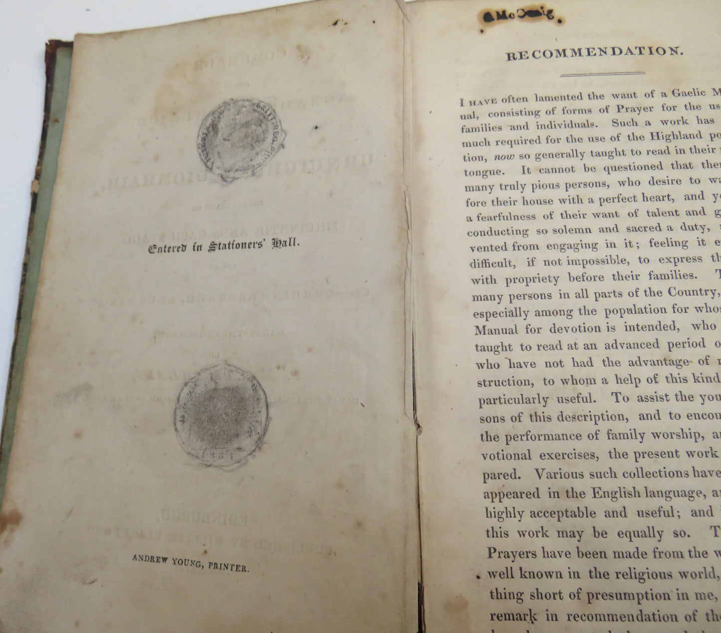 Comhnadh Arson Aoradh Teaghlaich Agus Urnuighean Diomhair 1829 Gaelic Book