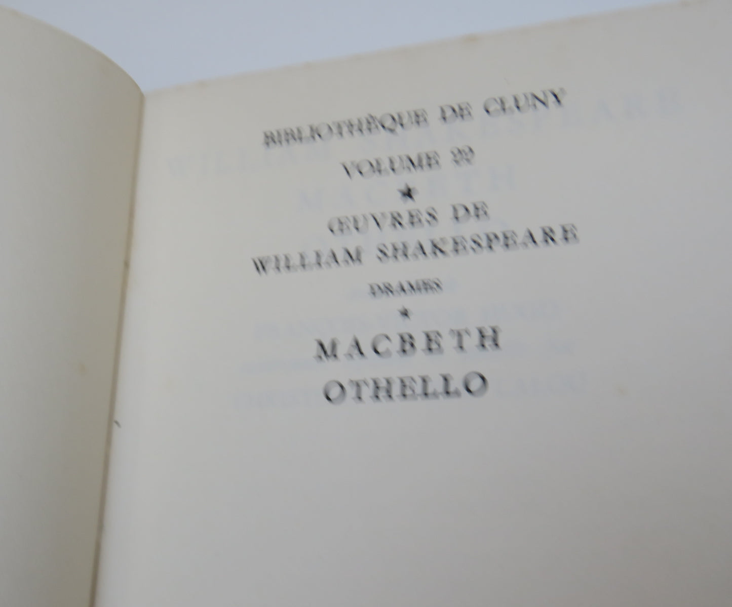 William Shakespeare Macbeth Othello Translated To French - 1938