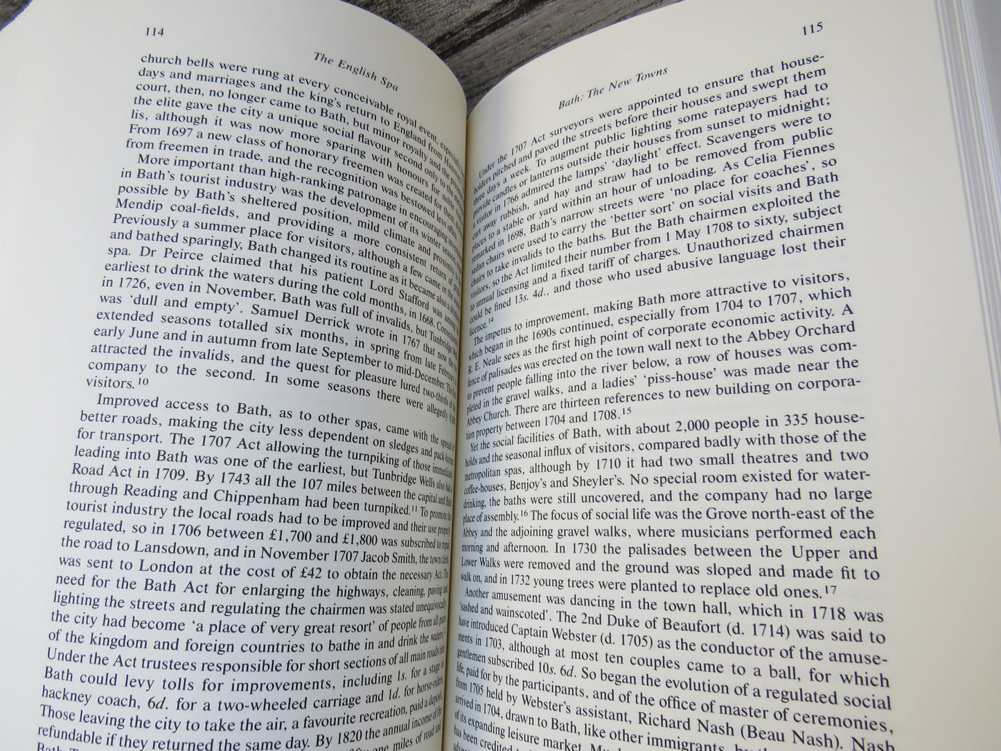 The English Spa 1560-1815 A Social History By Phyllis Hembry 1990