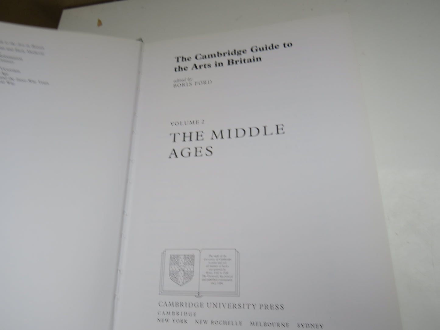 The Cambridge Guide To The Arts In Britain Volume 2 The Middle Ages 1988