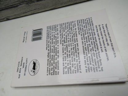 On The Trail of Robert Service by G. W. Lockhart, 1992 book image 2