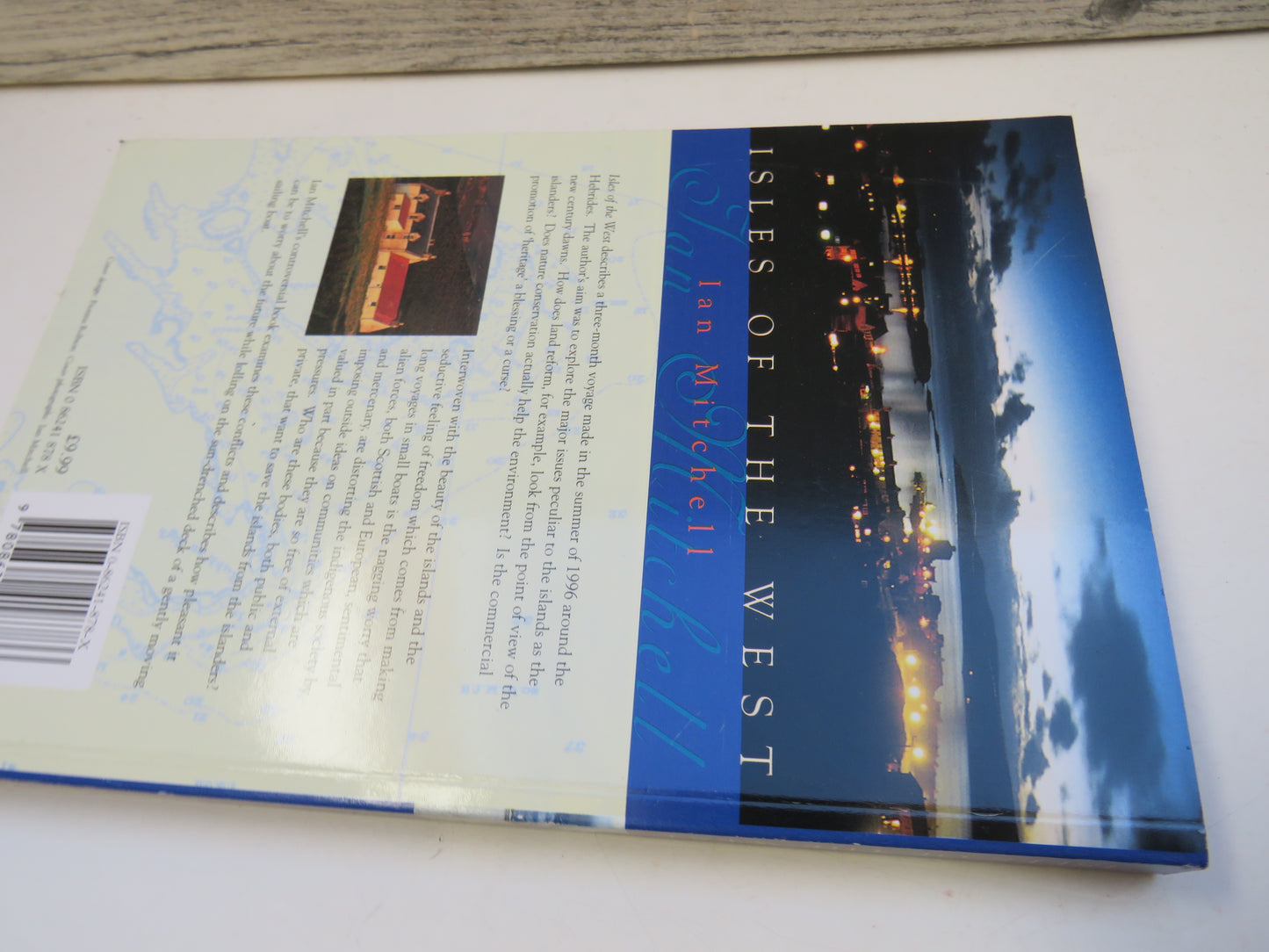 Isles of The West A Hebridean Voyage By Ian Mitchell 1999