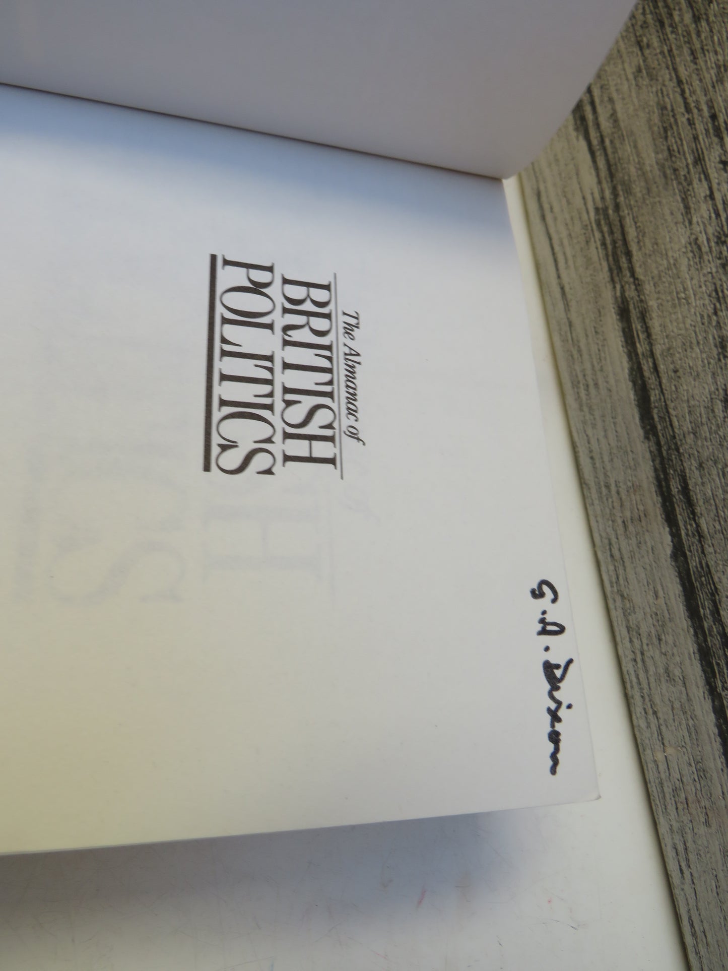 The Almanac of British Politics By Robert Waller 3rd Edition 1987