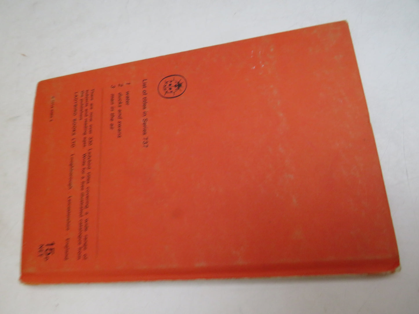 Ducks and Swans written and illustrated by John Leigh-Pemberton, 1973, A Ladybird Leader