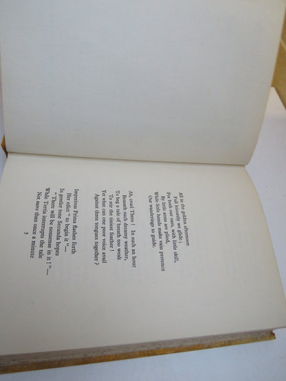 Alice's Adventures In Wonderland and Through The Looking-Glass By Lewis Carroll book image 4