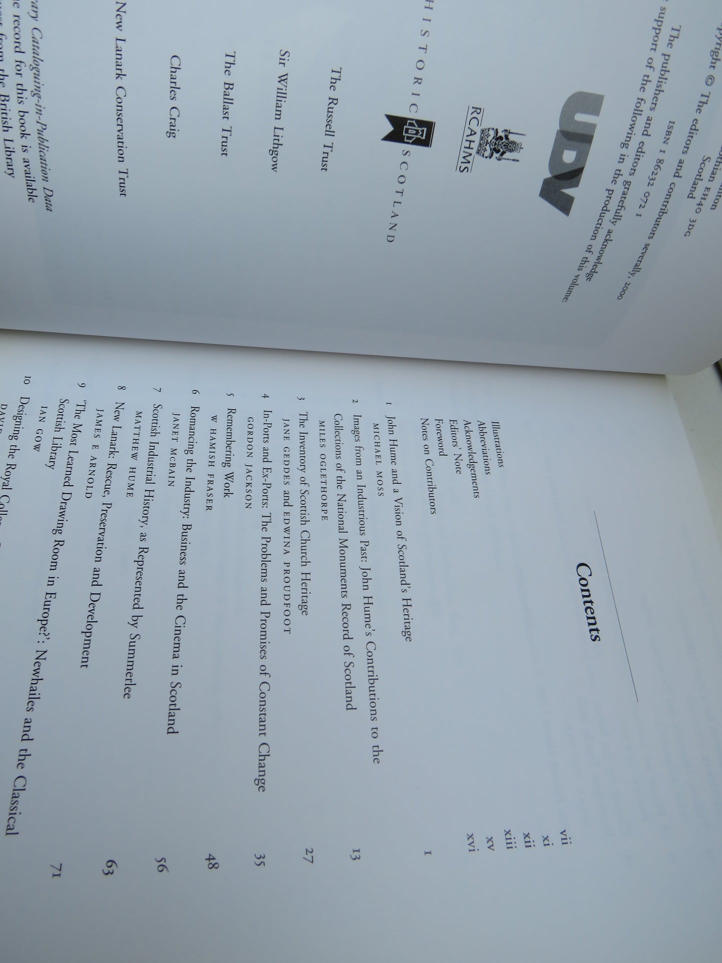 Visions of Scotland's Past Looking To The Future Essays In Honour of John R Hume 2000