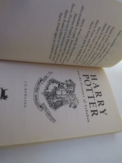 Harry Potter and The Prisoner of Azkaban By J. K. Rowling 1999 book image 3