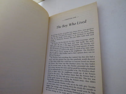 Harry Potter and The Philosopher's Stone By J.K. Rowling 1998 book image 4