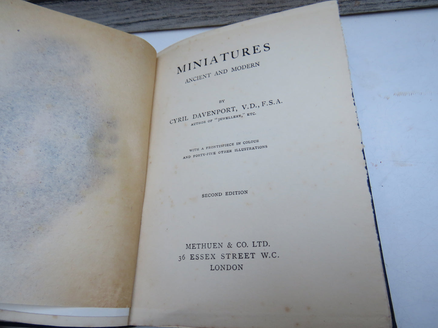 Miniatures Ancient and Modern By Cyril Davenport 1913