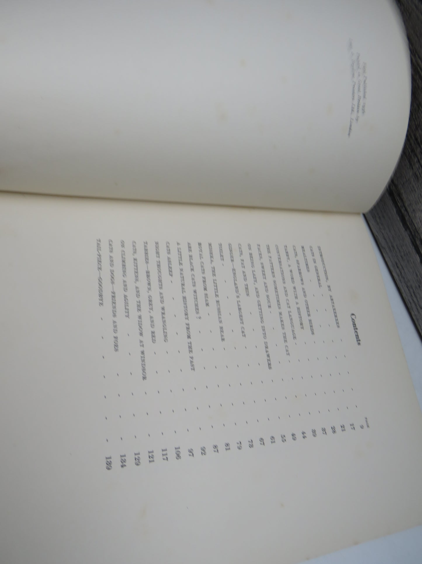 Just Cats Pictured By Lowes D. Luard and Described By T. O. Beachcroft 1936 1st Edition