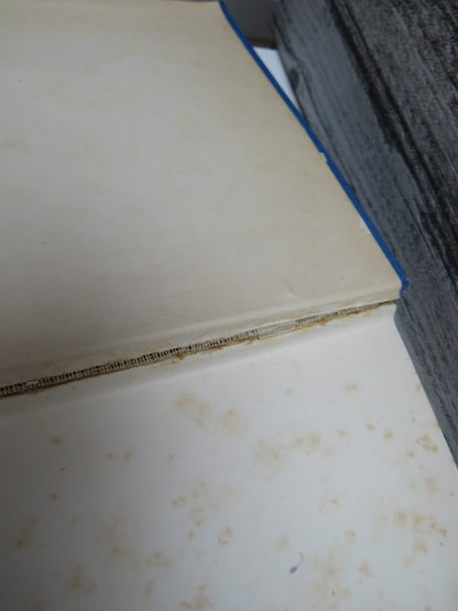 The Culture of Vegetables and Flowers From Seeds and Roots By Sutton and Sons Reading 1926 book image 3