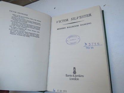 Modern Ballroom Dancing By Victor Silvester 1970 book image 4