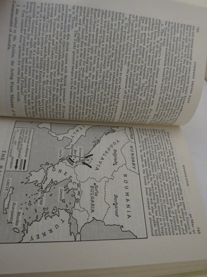 The Second World War Volume Three Grand Alliance By Winston Churchill 1953 book image 5