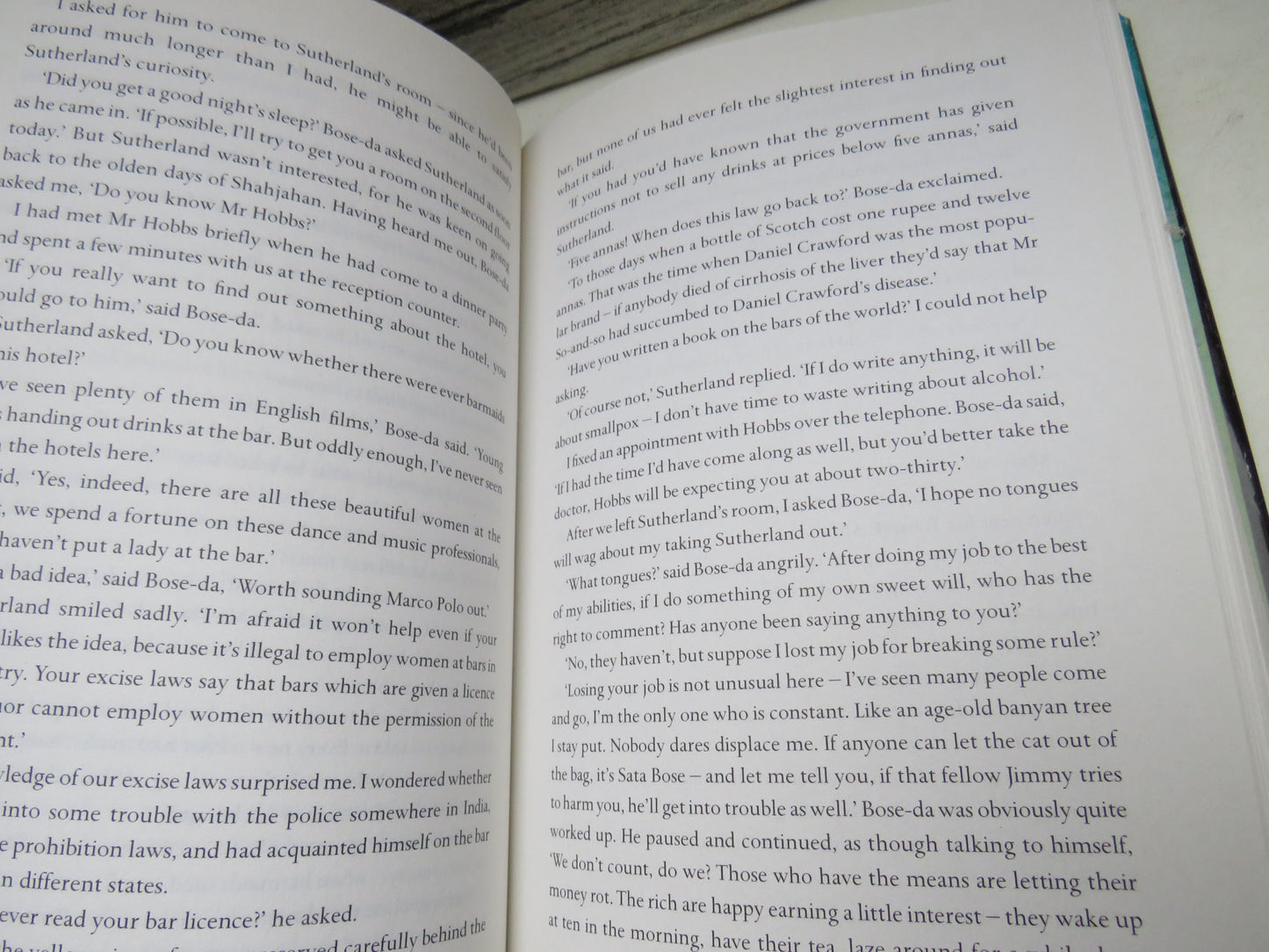 Chowringhee By Sankar 2007 Translated From Bengali By Arunava Sinha
