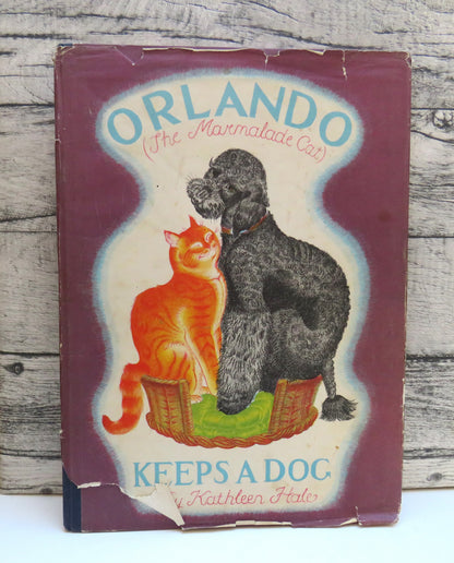 Orlando (The Marmalade Cat) Keeps a Dog By Kathleen Hale book front cover