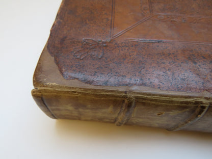 Rare Antique Book - Aur.Theodosii Macrobii V.Cl.& Inlustris Opera 1694 book image 2