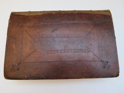 Rare Antique Book - Aur.Theodosii Macrobii V.Cl.& Inlustris Opera 1694 book image 4