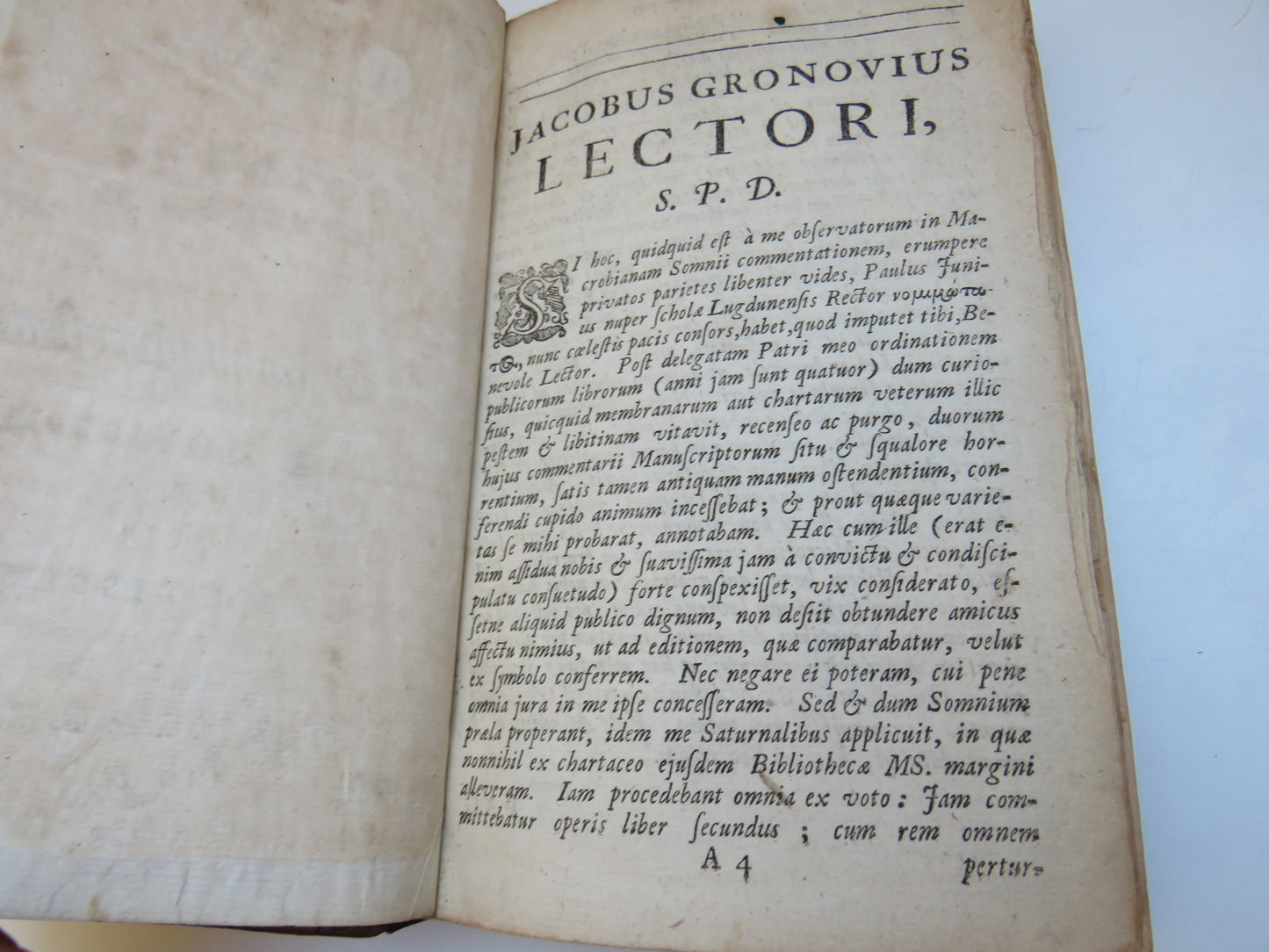 Rare Antique Book - Aur.Theodosii Macrobii V.Cl.& Inlustris Opera 1694