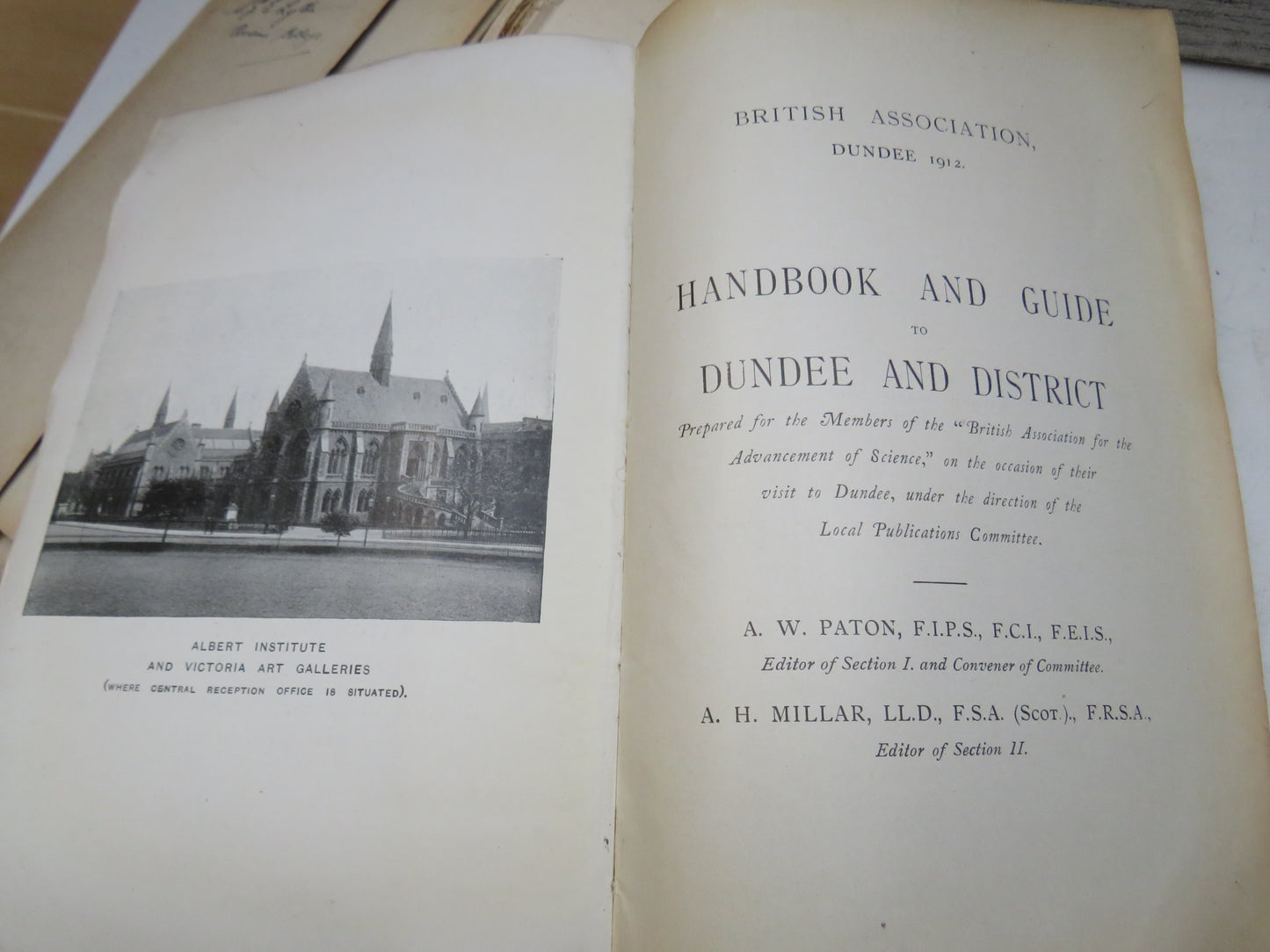 Handbook and Guide To Dundee and District British Association Dundee 1912