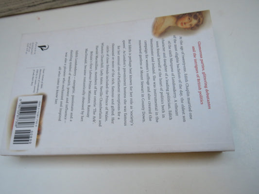 Society's Queen The Life of Edith, Marchioness of Londonderry By Anne De Courcy 2004