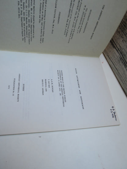 Scots Antiquaries and Historians Dundee Abertay Historical Society No 16 1972 book image 3