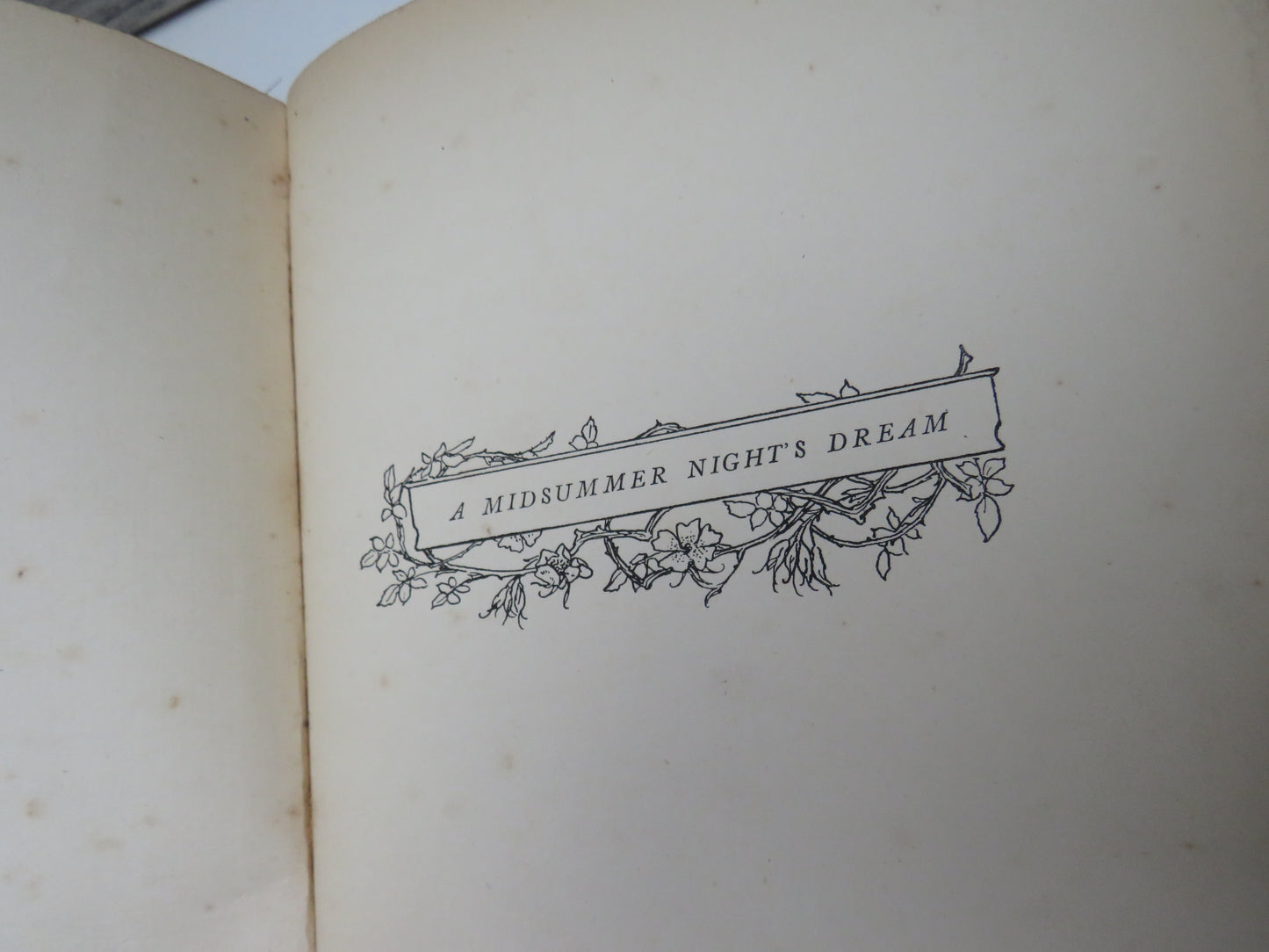 A Midsummer Night's Dream By William Shakespeare Illustrated By Robert Anning Bell 1895