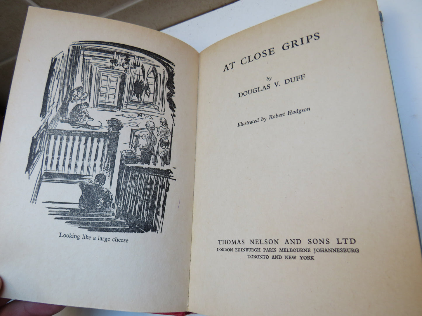 At Close Grips By Douglas V. Duff Illustrated By Robert Hodgson 1959 1st Edition
