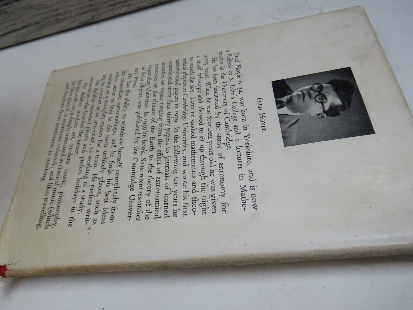 The Nature Of The Universe A Series of Broadcast Lectures By Fred Hoyle 1950