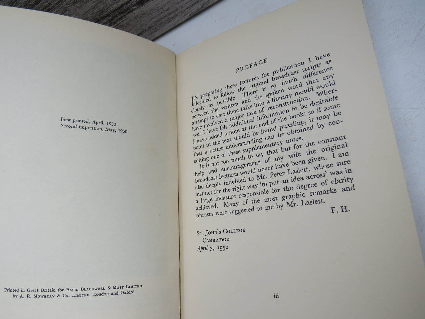 The Nature Of The Universe A Series of Broadcast Lectures By Fred Hoyle 1950
