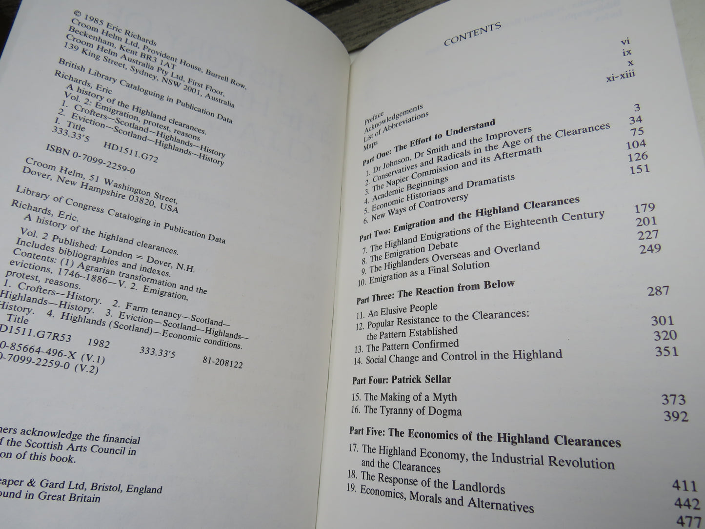 A History of the Highland Clearances Volume 2: Emigration, Protest, Reasons By Eric Richards 1985