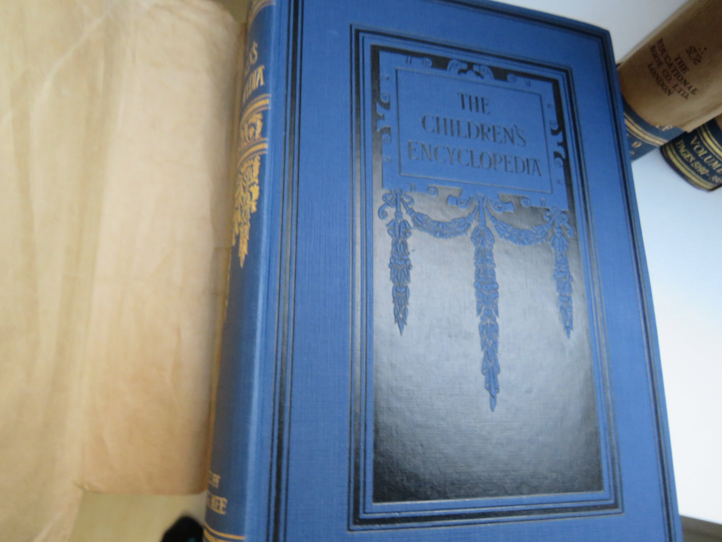 The Children's Envyclopedia Edited by Arthur Mee Volume 1 - 10