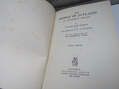 The Riddle of Jutland An Authentic History By Langhorne Gibson and Vice-Admiral J. E. T. Harper 1934 book image 3