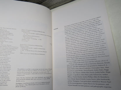 Looking At Photographs, A Guide to Technical Terms by Gordon Baldwin, 1991 book image 4