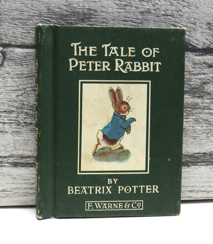The Tale of Peter Rabbit by Beatrix Potter, Frederick Warne & Co. Inc, Vintage Children's Book book front cover