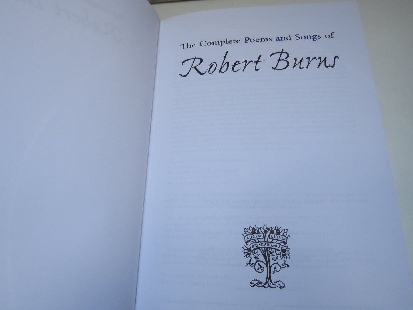 The Complete Poems and Songs of Robert Burns 2000
