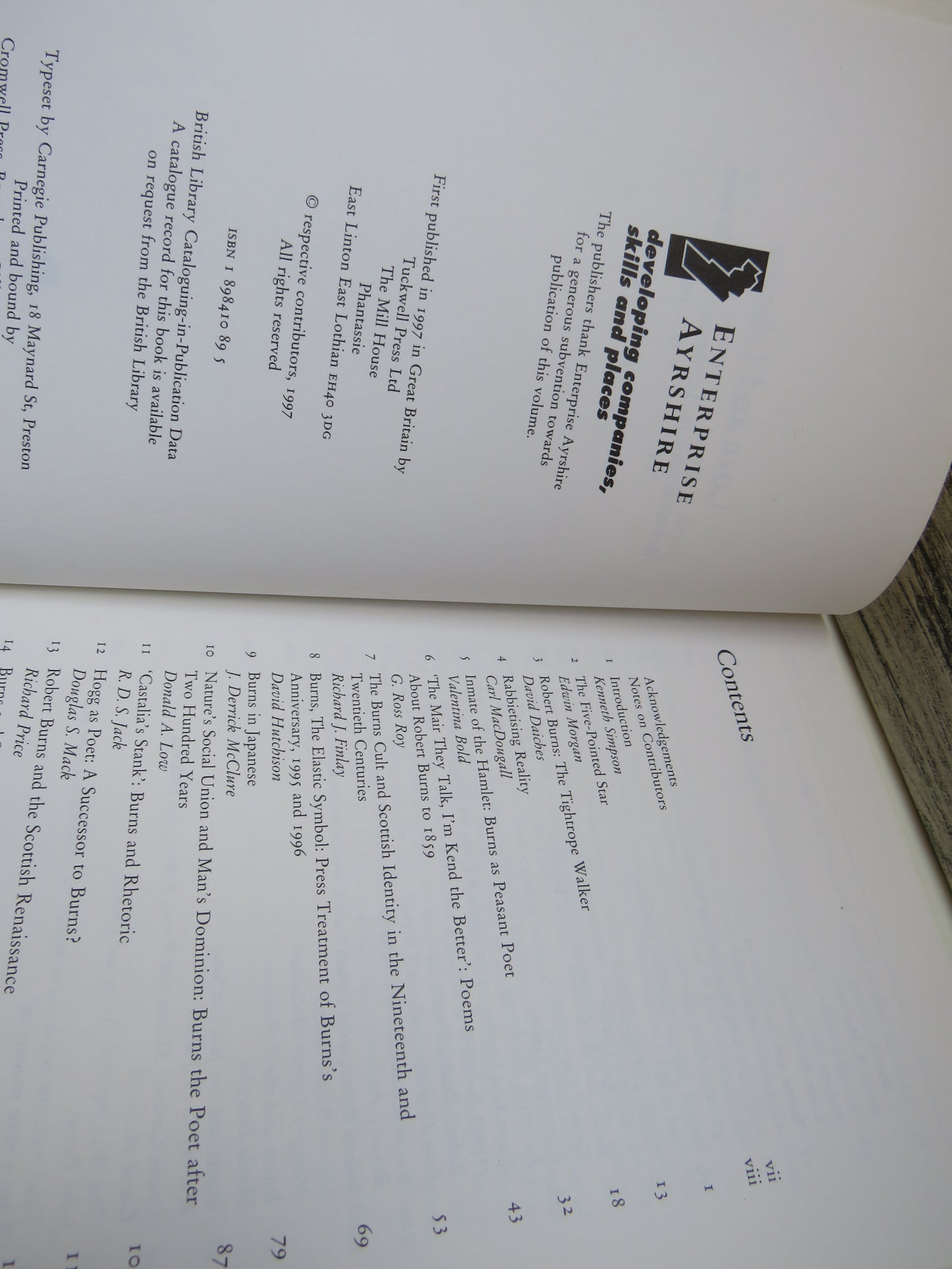 Love and Liberty Robert Burns: A Bicentenary Celebration Edited By Kenneth Simpson 1997