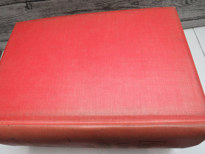 Burke's Genealogical and Heraldic History of The Landed Gentry 1952 book image 3